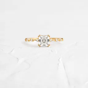 Distance Ring, Asscher Cut