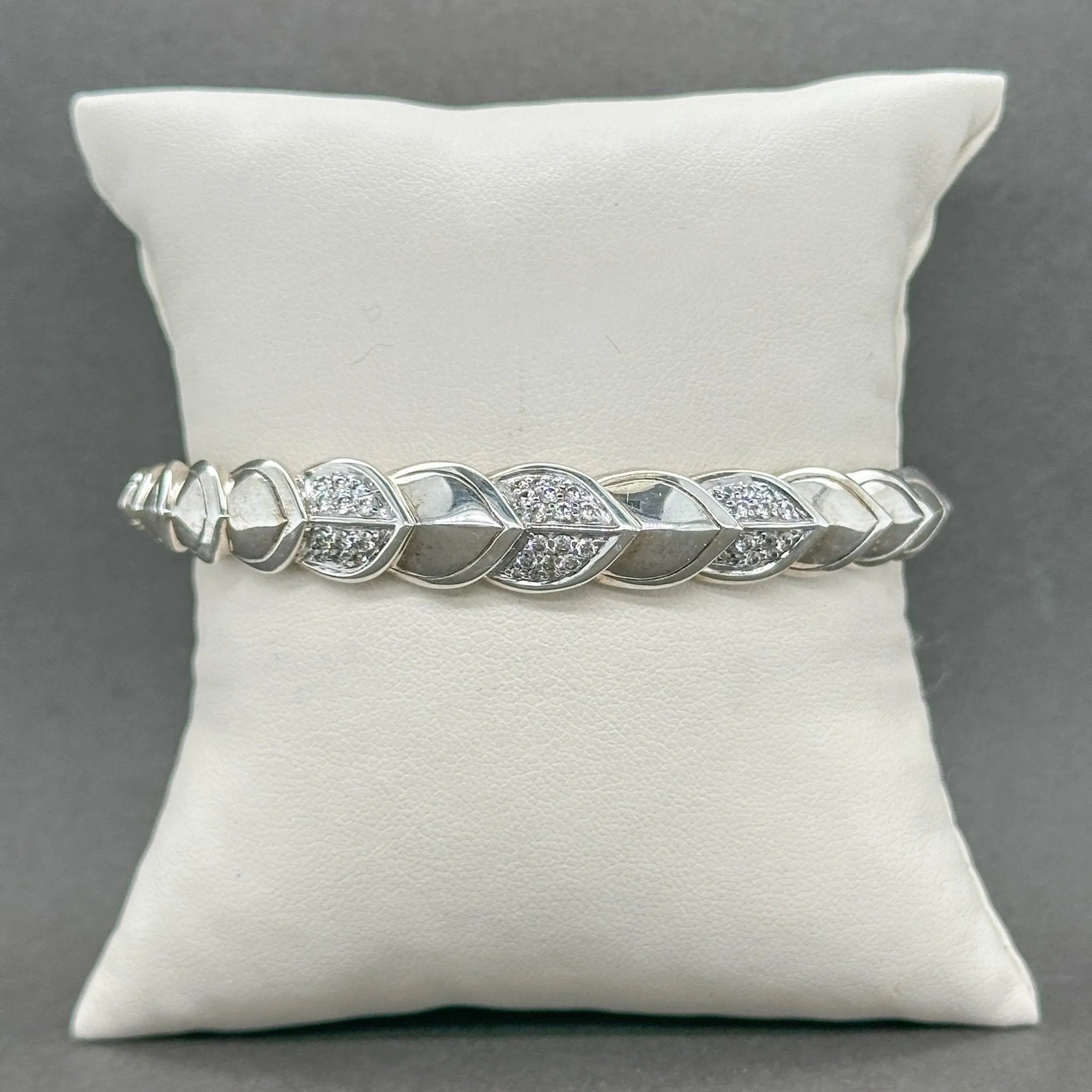 Estate John Hardy SS 0.49ctw H-I/VS2-SI1 Diamond Legends of Naga Bracelet