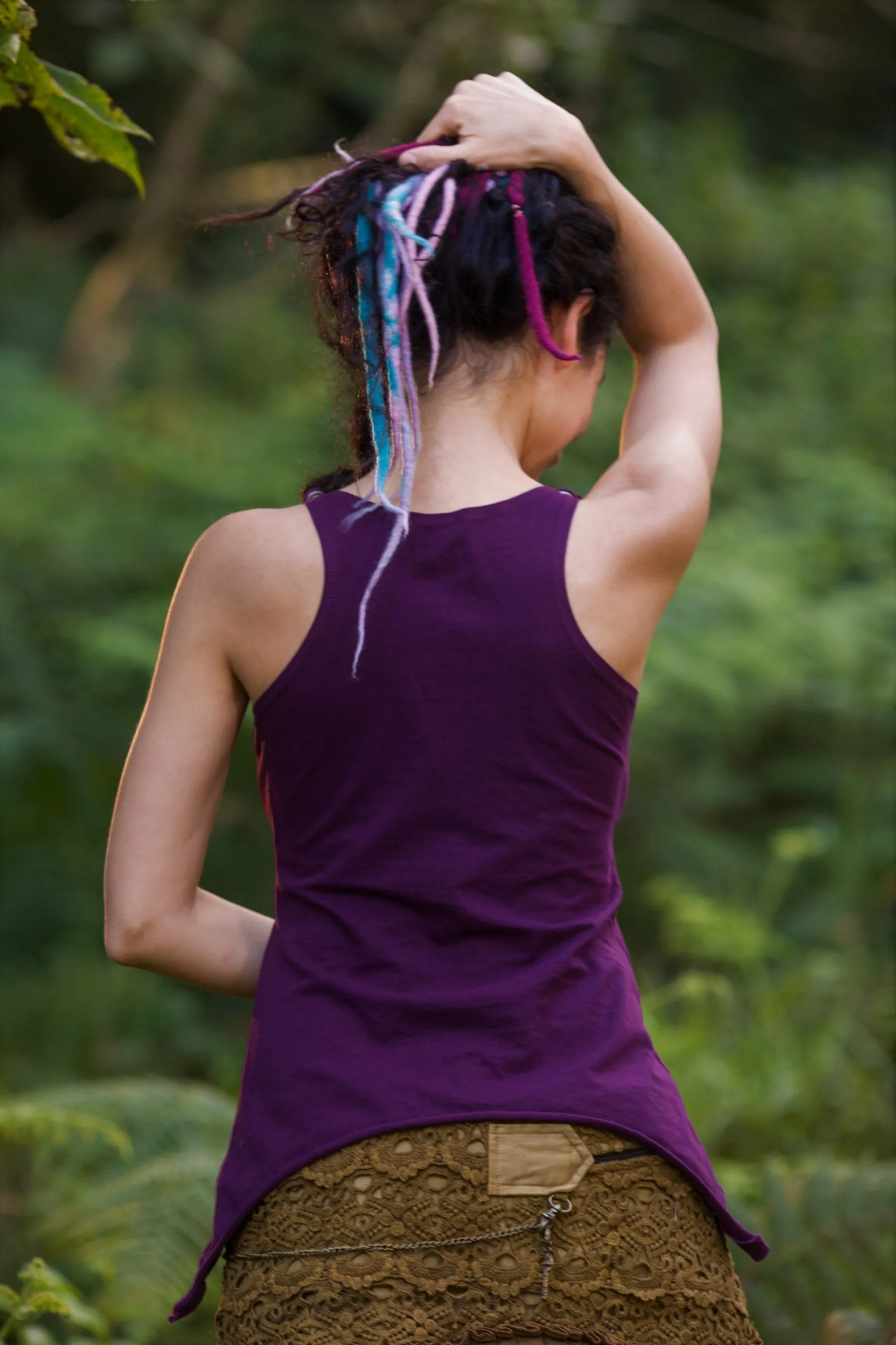 Nama Singlet, Purple